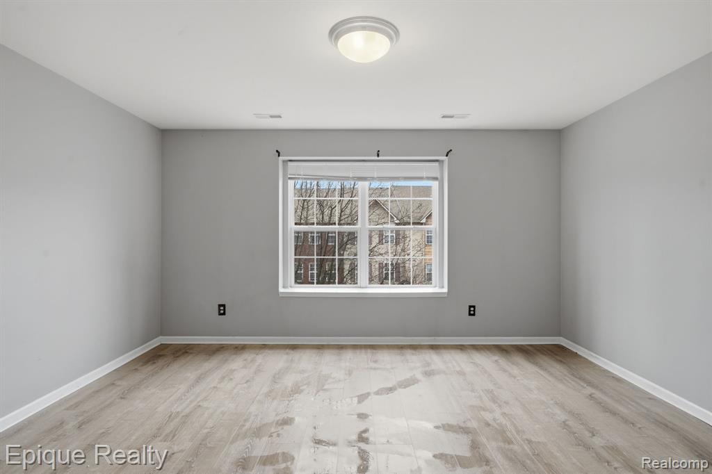 2206 Knotty Pine Trail, Howell, MI 48855 — Photo 18