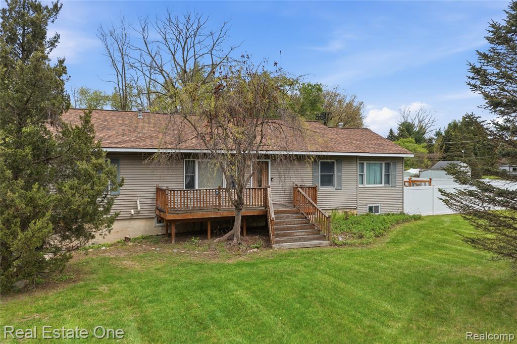 4915 E M 36, Pinckney, MI 48169 — Photo 2