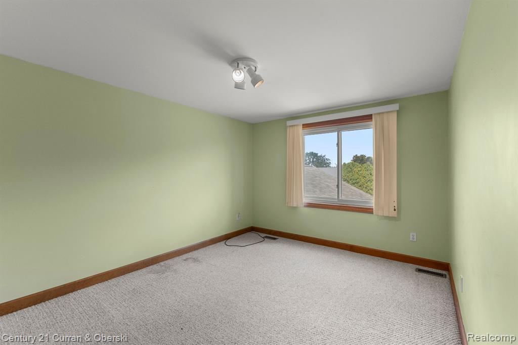 11843 LAWRENCE Road, Brooklyn, MI 49230 — Photo 43