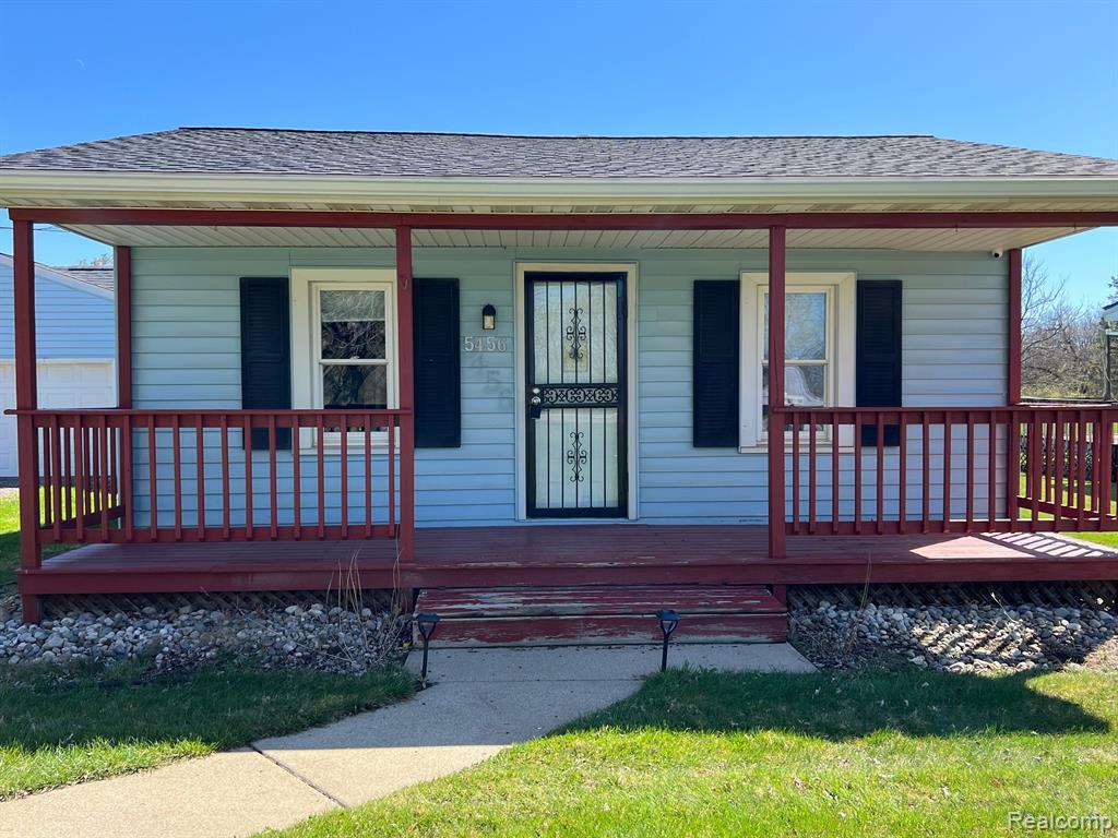 5456 N ELMS Road, Flushing, MI 48433 — Photo 2