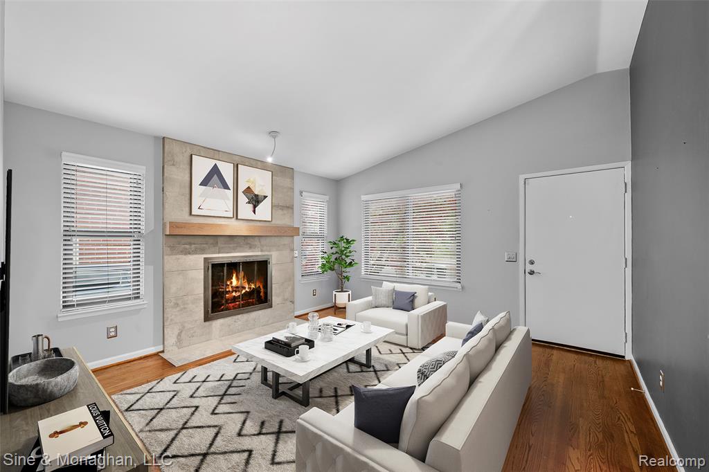 4419 Robinwood Avenue, Royal Oak, MI 48073 — Photo 7