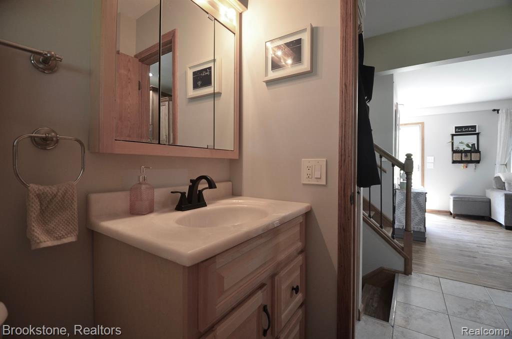 4856 CLINTON WAY Drive, Waterford, MI 48328 — Photo 55