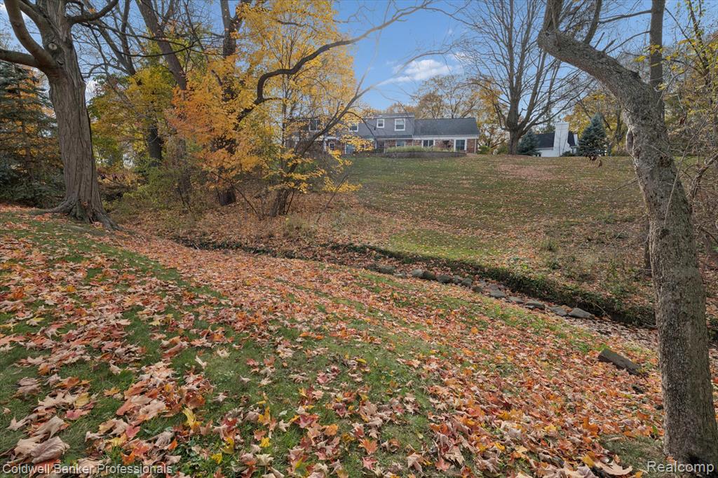 18275 Edenderry Street, Northville, MI 48168 — Photo 51