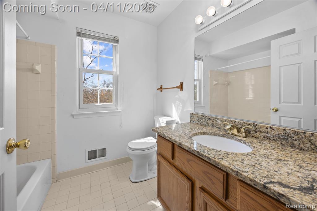 3354 Turnberry Lane, Ann Arbor, MI 48108 — Photo 19