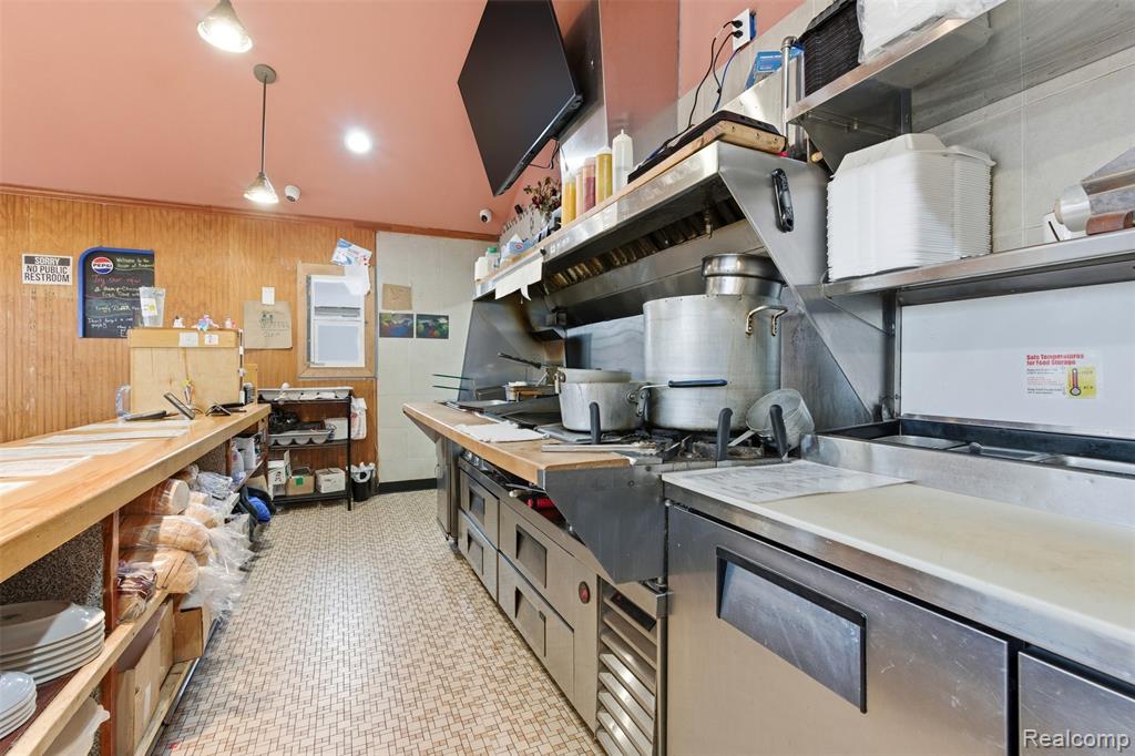 14693 E 8 Mile Road, Warren, MI 48089 — Photo 11