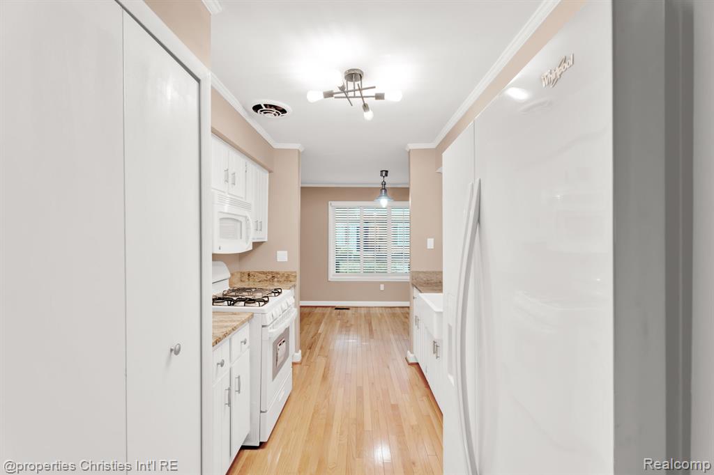 1805 Wickham Street, Royal Oak, MI 48073 — Photo 14