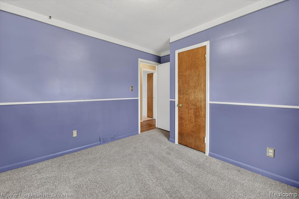 17049 Reno Street, Riverview, MI 48193 — Photo 22