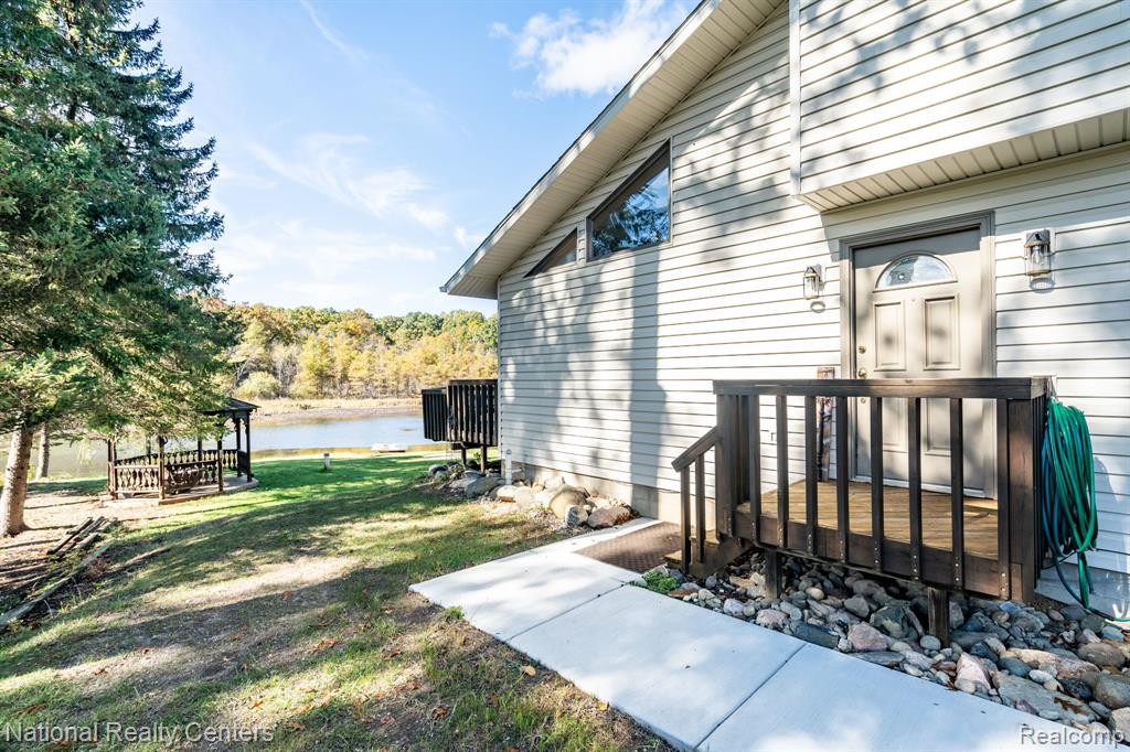 1326 Circle Drive, Metamora, MI 48455 — Photo 27