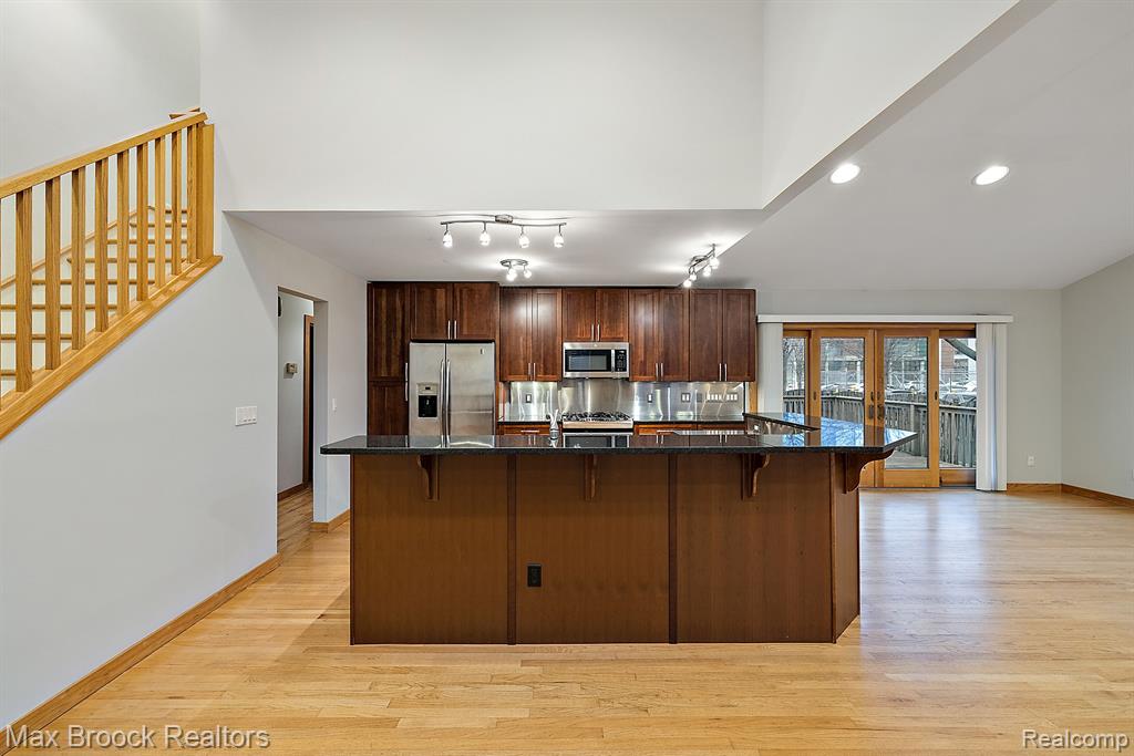810 CHESTNUT Street, Birmingham, MI 48009 — Photo 5