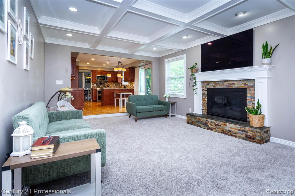 671 Bridgestone Drive, Rochester Hills, MI 48309 — Photo 17