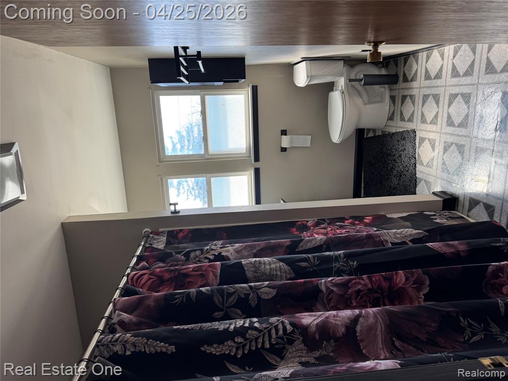 148 Marion Avenue, Waterford, MI 48328 — Photo 9