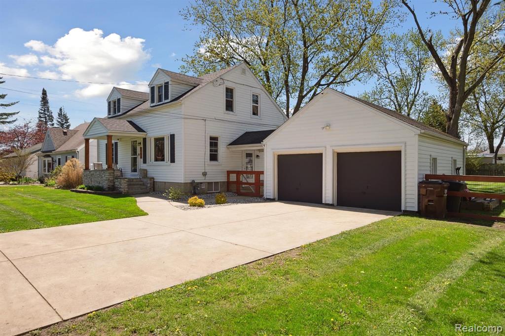5563 CENTRAL Drive, Monroe, MI 48161 — Photo 4