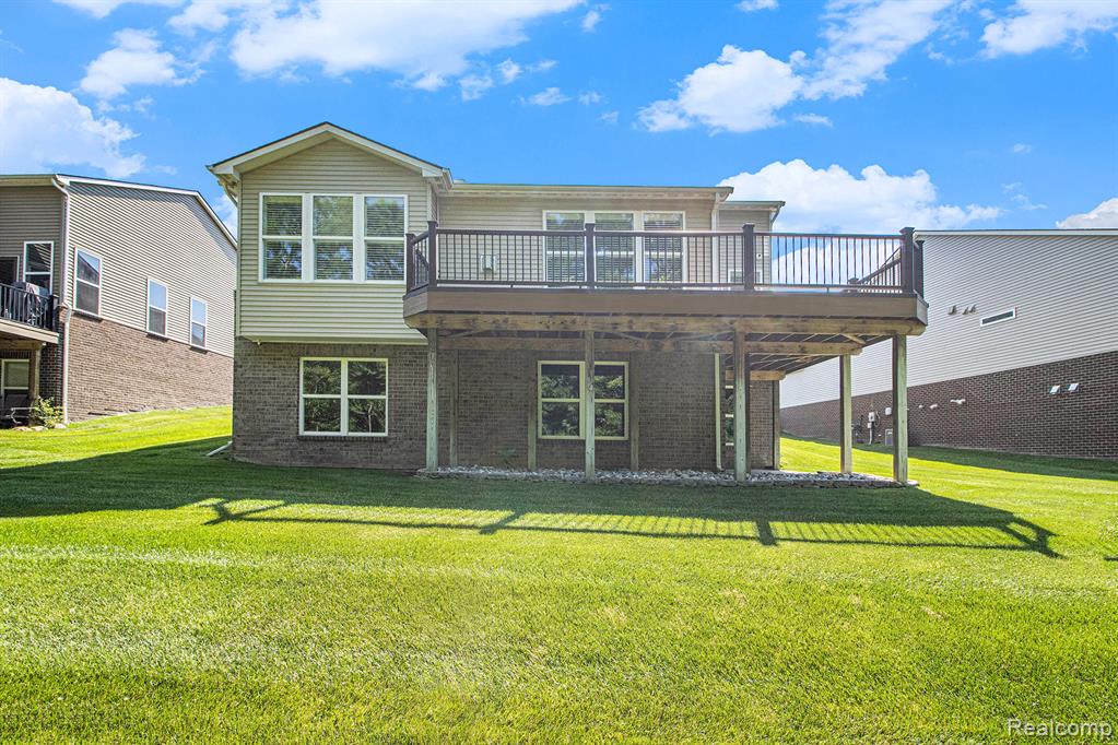 4104 Ashdale Way, Clarkston, MI 48348 — Photo 24