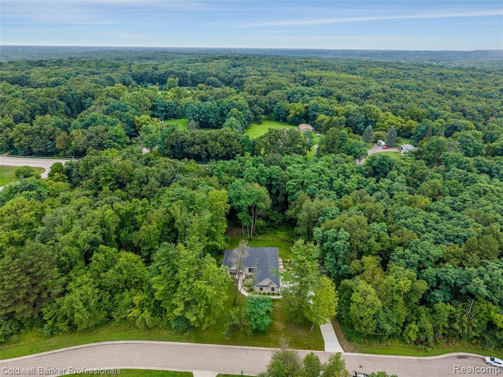 3320 Acorn Grove Court, Ortonville, MI 48462 — Photo 51