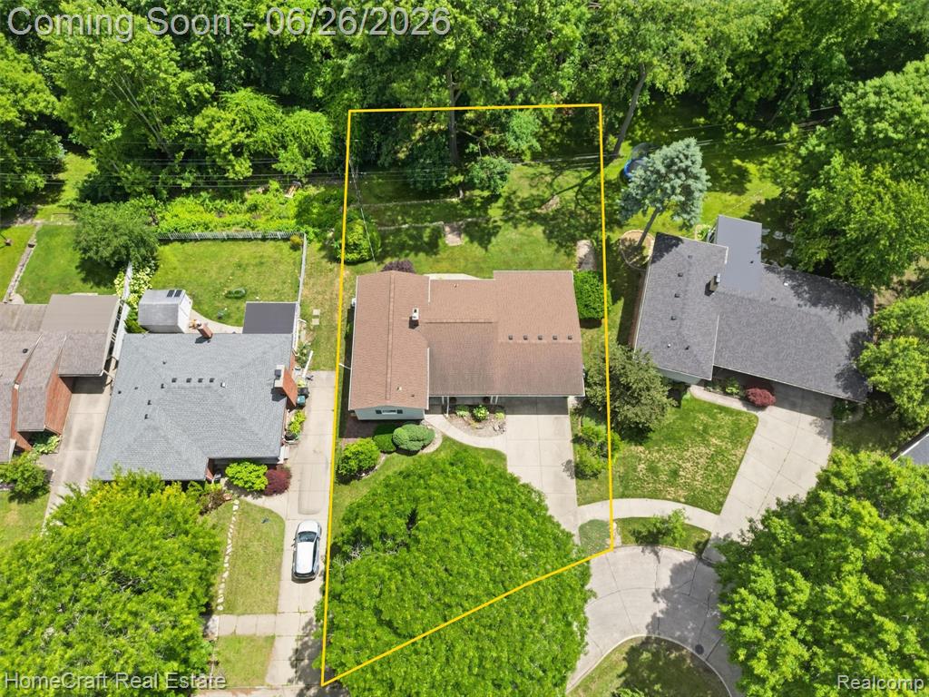 42047 CLEMONS Drive, Plymouth, MI 48170 — Photo 2