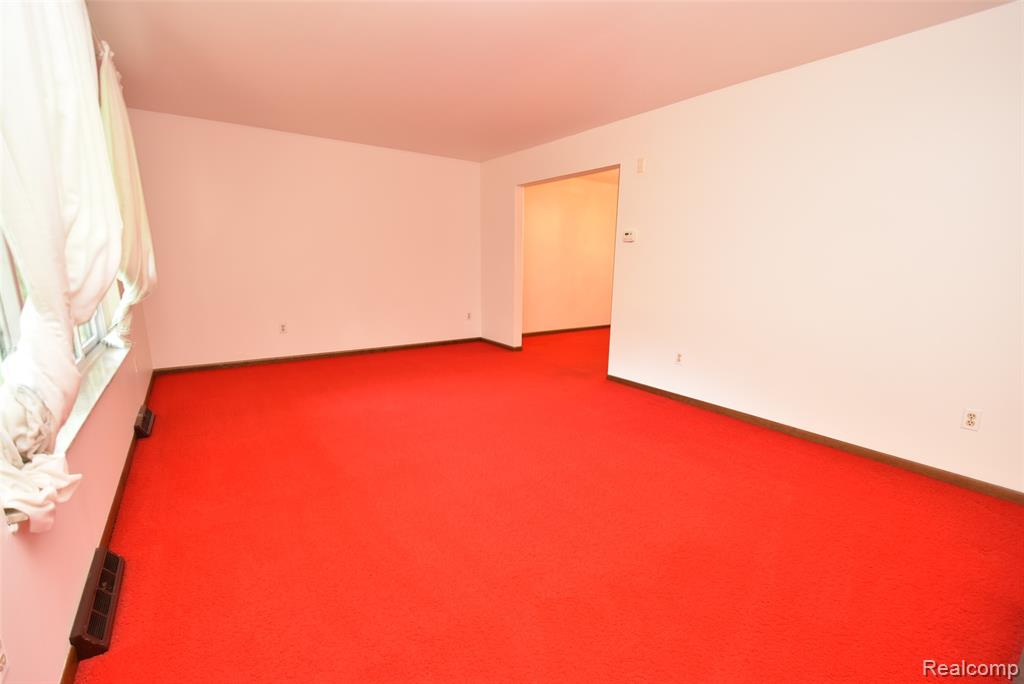 2356 Rochester Road, Leonard, MI 48367 — Photo 18