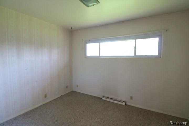 5482 Shamrock Lane, Flint, MI 48506 — Photo 10