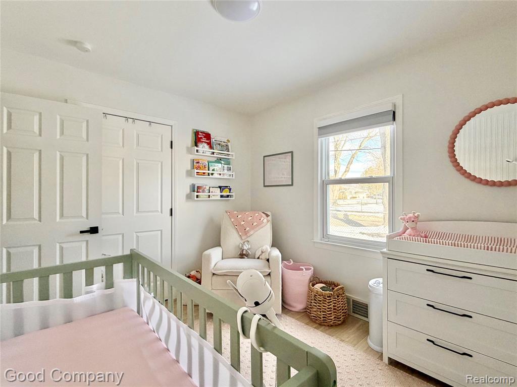 626 E Windemere Avenue, Royal Oak, MI 48073 — Photo 28
