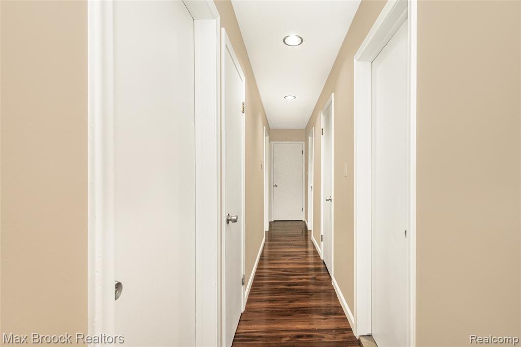 6730 Halyard Road, Bloomfield Hills, MI 48301 — Photo 31
