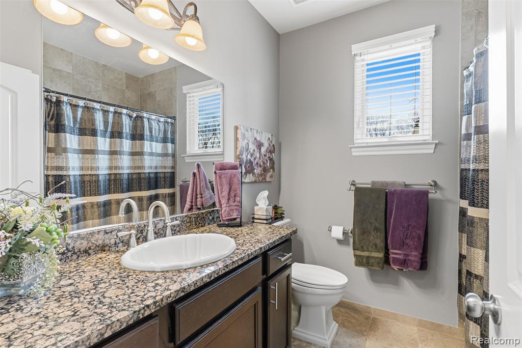 660 Willow Lake Court, Oxford, MI 48371 — Photo 30