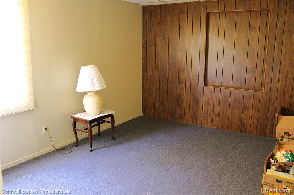 10593 9 Mile Road, Whitmore Lake, MI 48189 — Photo 9