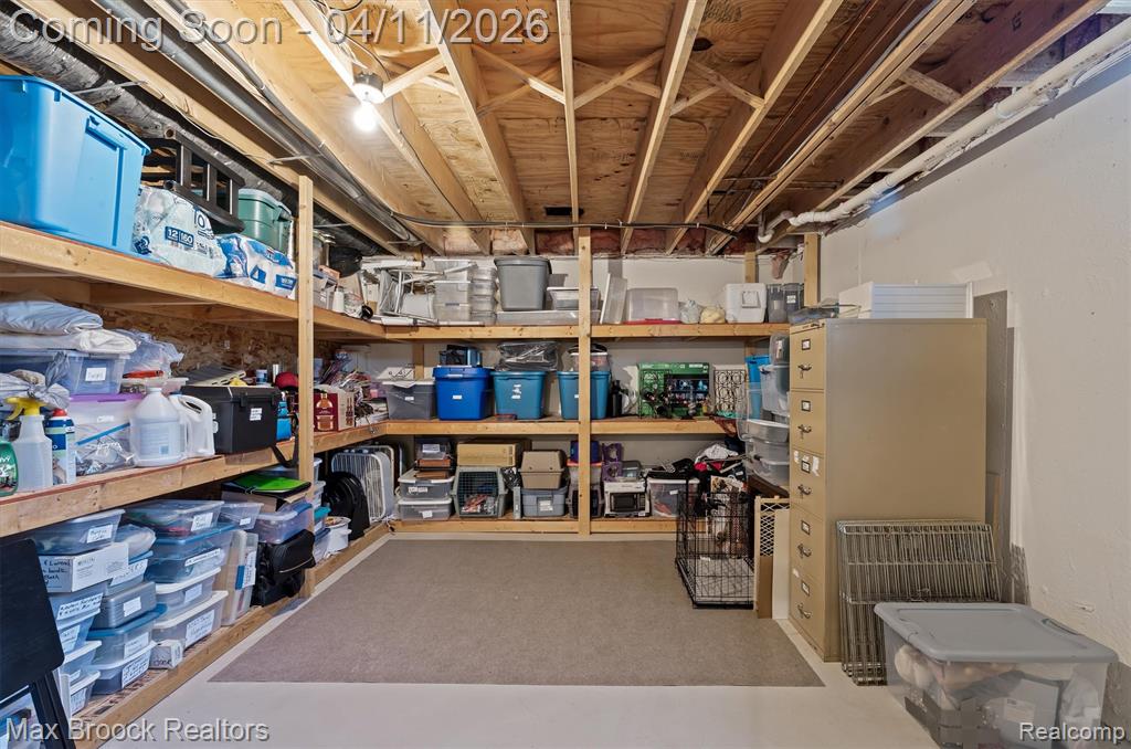 5010 Lake Vista Drive, West Bloomfield, MI 48323 — Photo 29