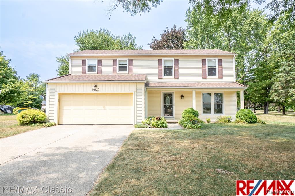 34682 Bunker Hill Drive, Farmington, MI 48331