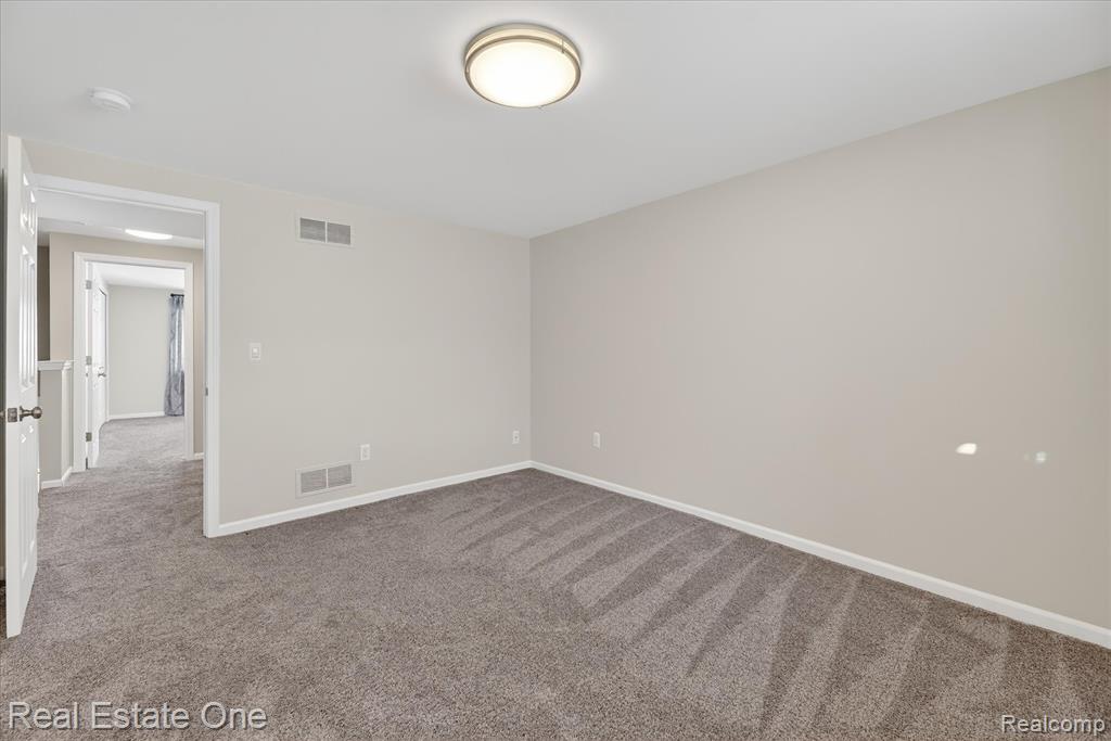 874 N Main Street, Milford, MI 48381 — Photo 27