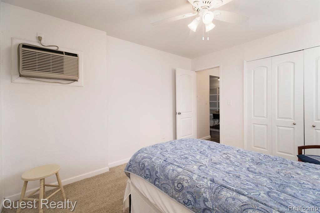 4905 CROOKS Road, B2, Royal Oak, MI 48073 — Photo 11