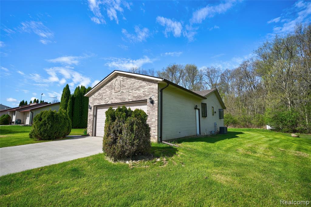 2281 Nandi Hills Trail, Swartz Creek, MI 48473 — Photo 8