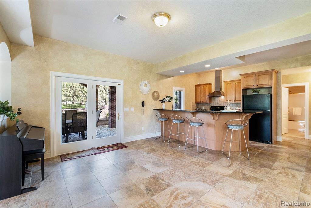 8294 WARWICK GROVES, Grand Blanc, MI 48439 — Photo 49