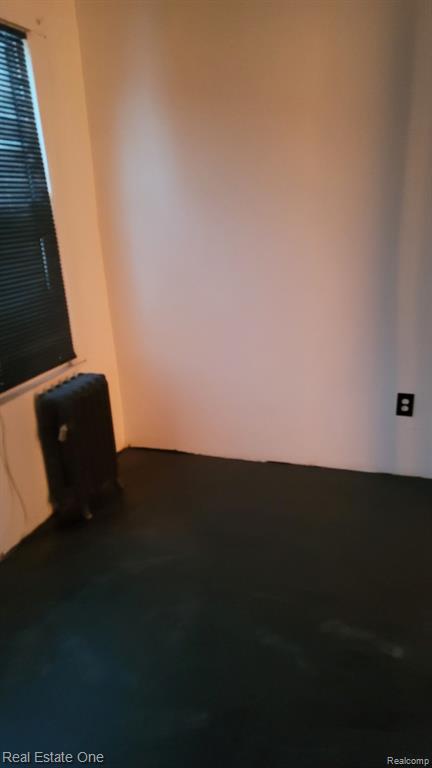 2280 SAINT CLAIR Street, Detroit, MI 48214 — Photo 9