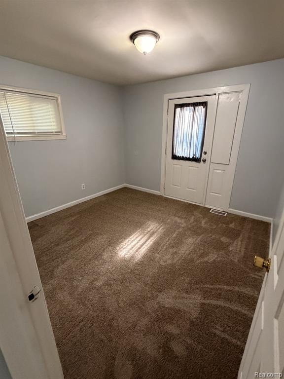 415 Martin Luther King Jr Boulevard N, Pontiac, MI 48342 — Photo 11