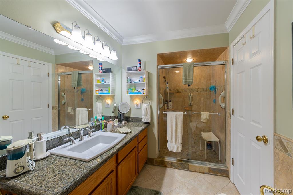4475 Golf View Drive, Brighton, MI 48116 — Photo 21