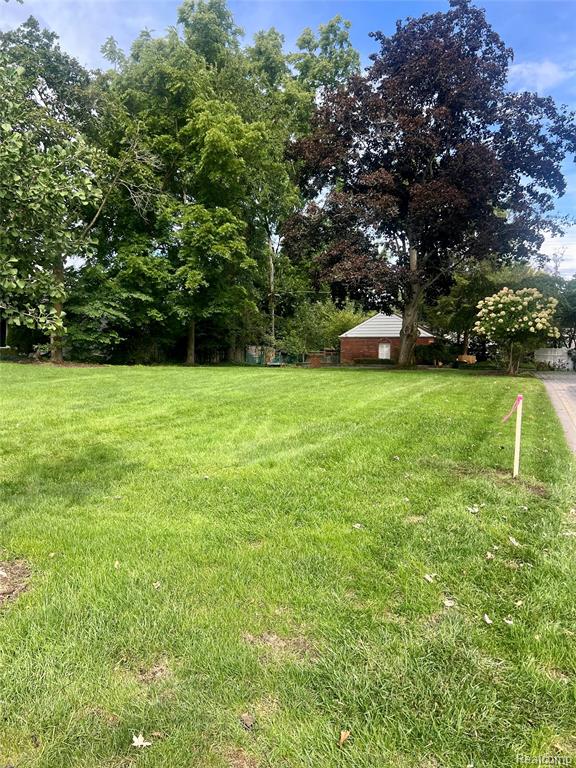 1754 Fairway Drive, Birmingham, MI 48009