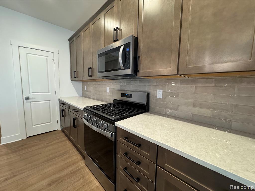 5380 Poppydrew Lane, Ann Arbor, MI 48108 — Photo 9