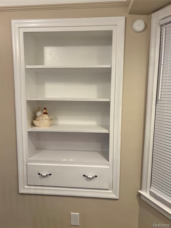 9990 Appleton, Redford, MI 48239 — Photo 12
