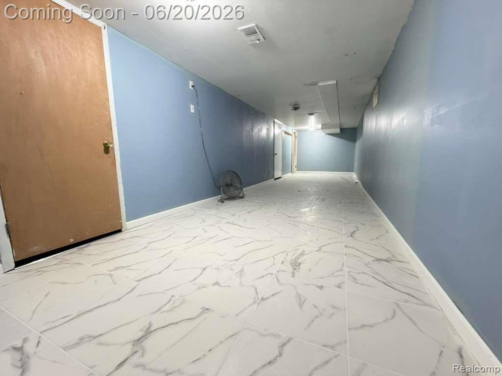 8307 S Essex Avenue, Warren, MI 48089 — Photo 15