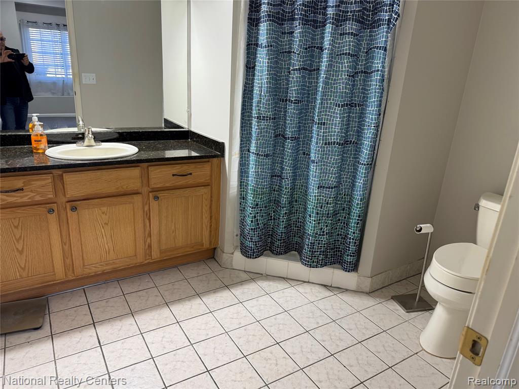 5686 Acorn Lane, Sterling Heights, MI 48314 — Photo 17