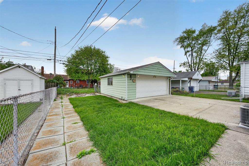 619 Highland Avenue, Lincoln Park, MI 48146 — Photo 42