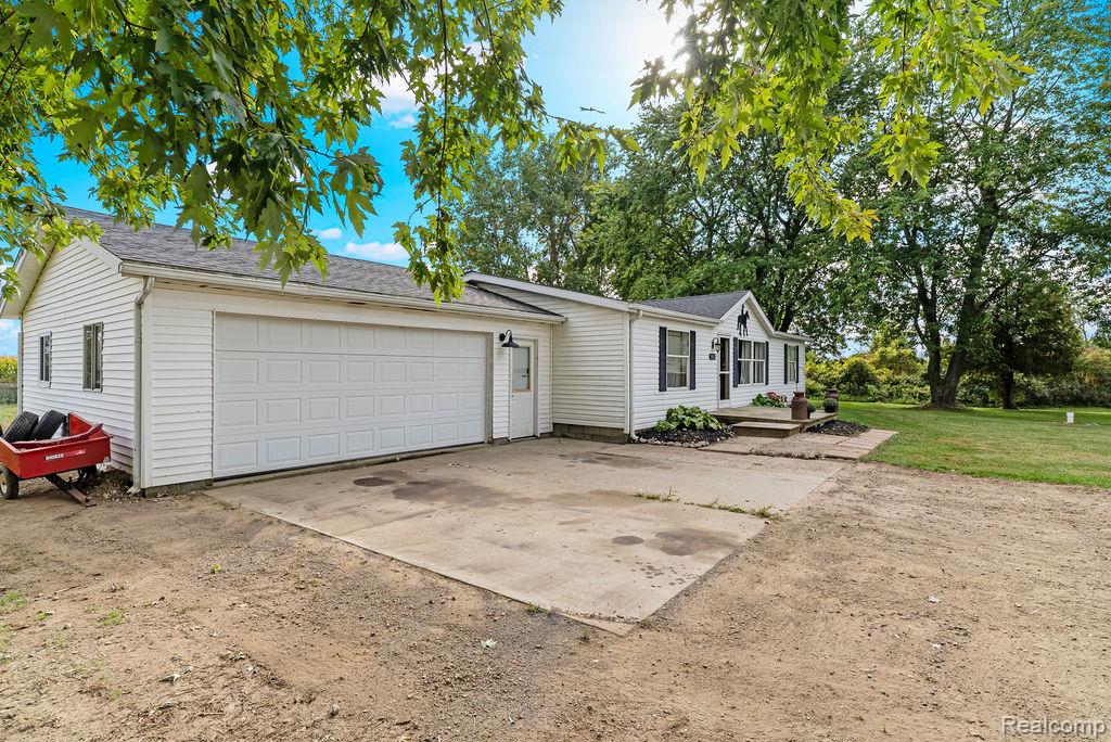 5087 W Sanilac Road, Snover, MI 48472 — Photo 6