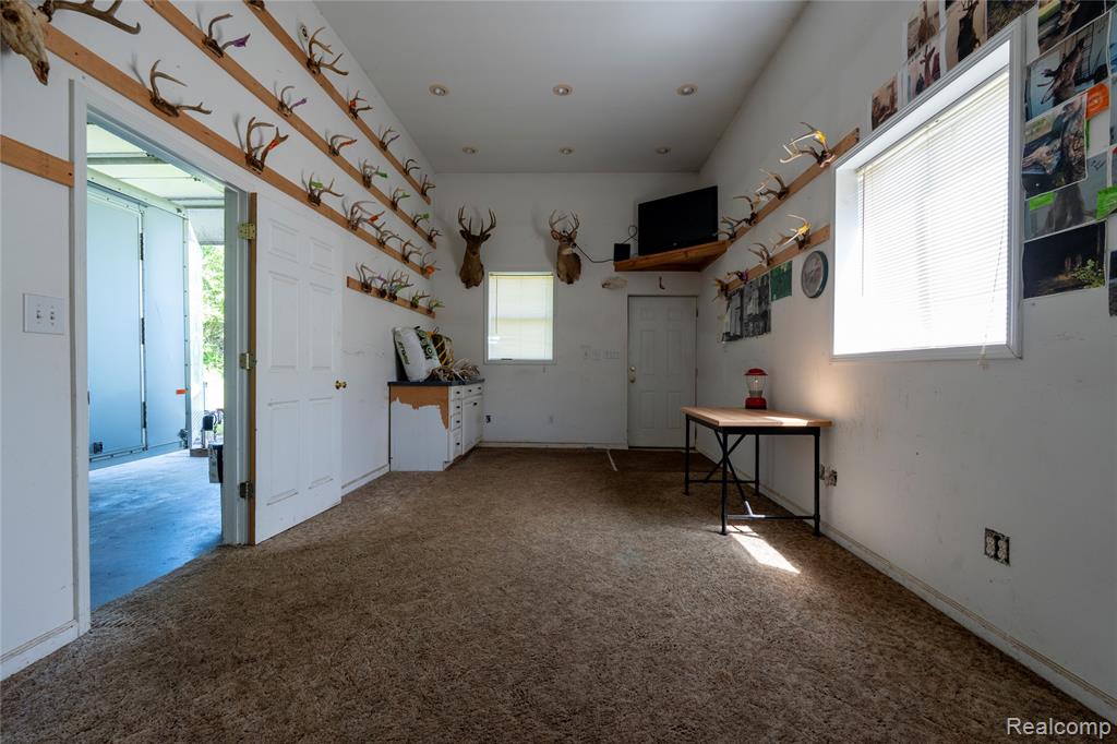 10069 Silver Lake Road, Linden, MI 48451 — Photo 20