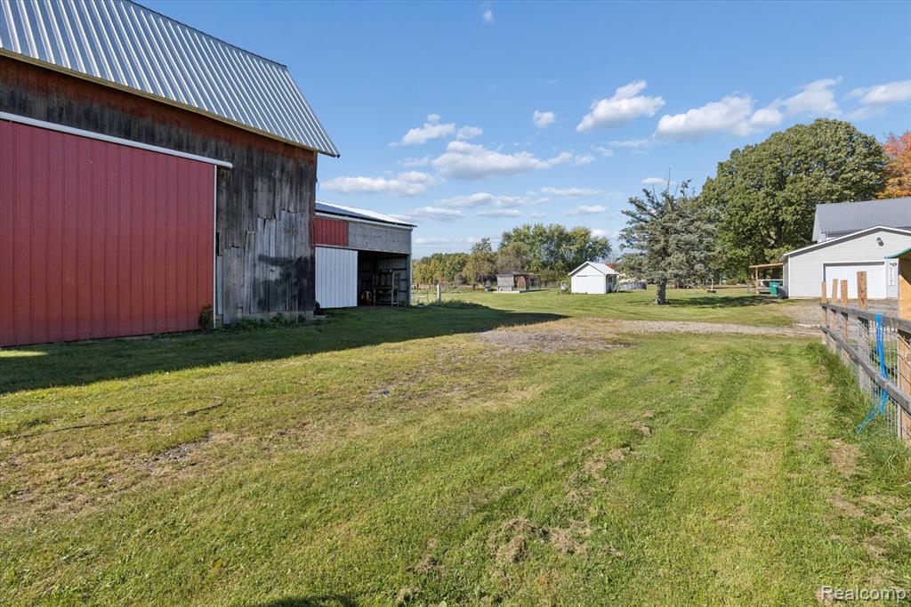 4121 Sheridan Road, MI 48433 — Photo 54
