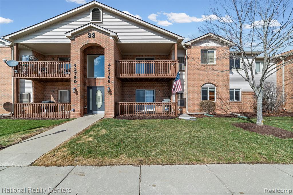 45750 Prairiegrass Court, 4, Belleville, MI 48111 — front exterior