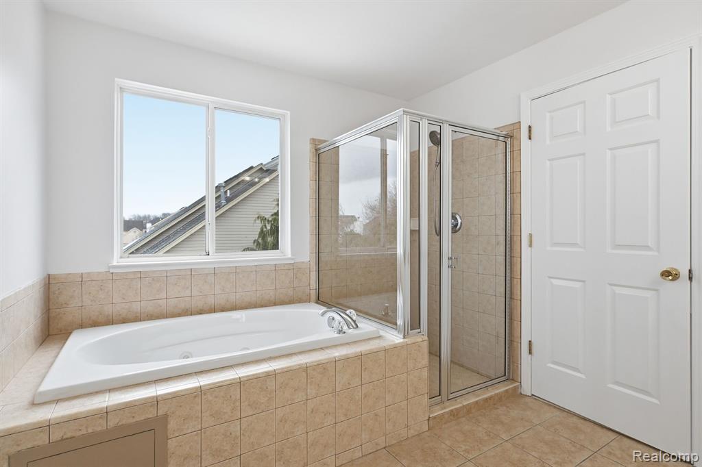19270 Theresa Boulevard, Rockwood, MI — Photo 29
