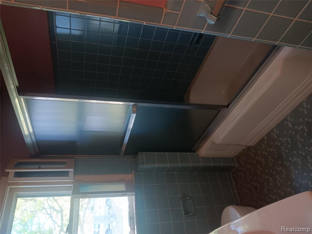 967 Washington Road, Grosse Pointe, MI 48230 — Photo 11