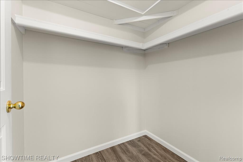 46132 Royal Drive, Chesterfield, MI — Photo 27