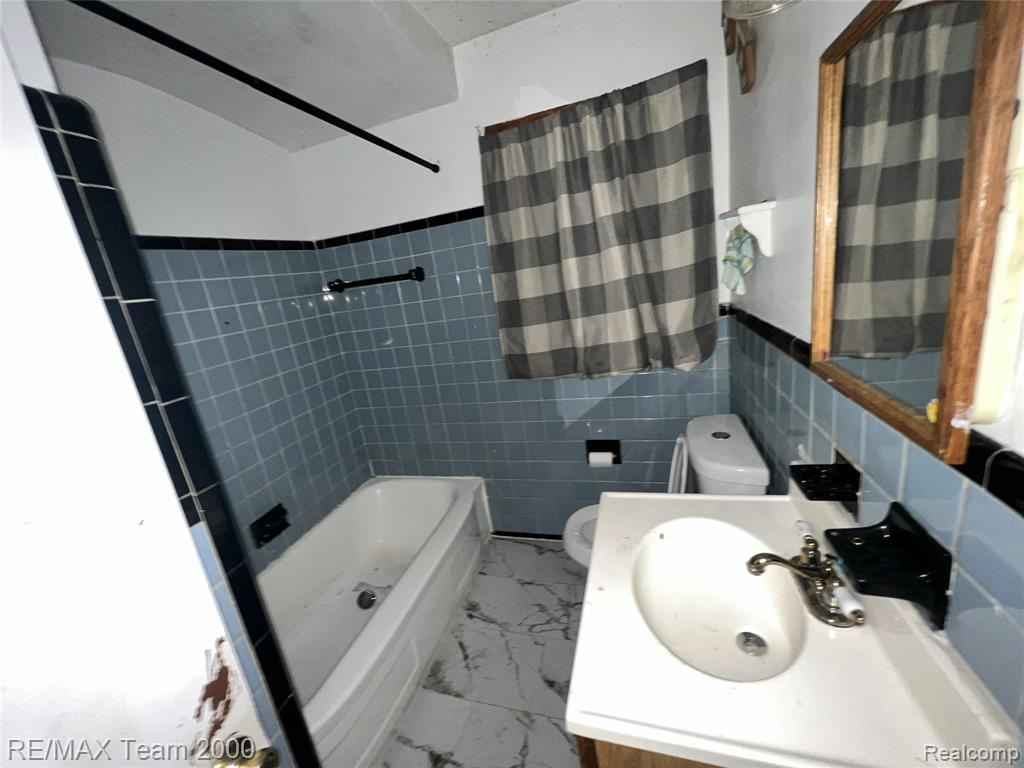6760 Evergreen Avenue, Detroit, MI 48228 — Photo 9