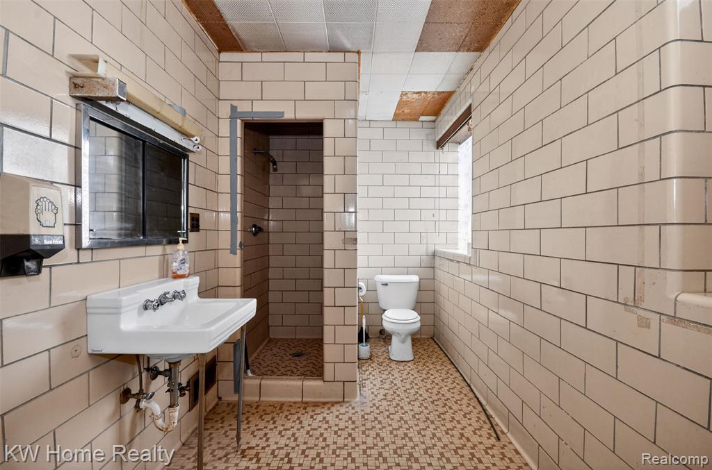 2628 Orleans Street, Detroit, MI 48207 — Photo 17