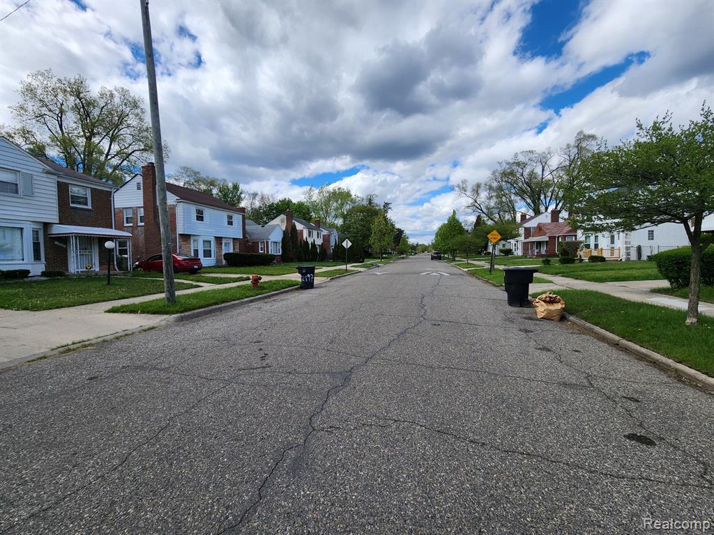 19763 Lesure Street - Photo 4